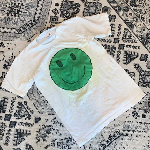 VINTAGE Anvil Smiley Face Patch Tee